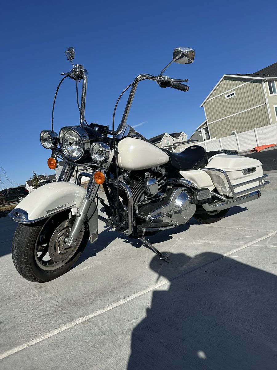 2004 HARLEY ROADKING