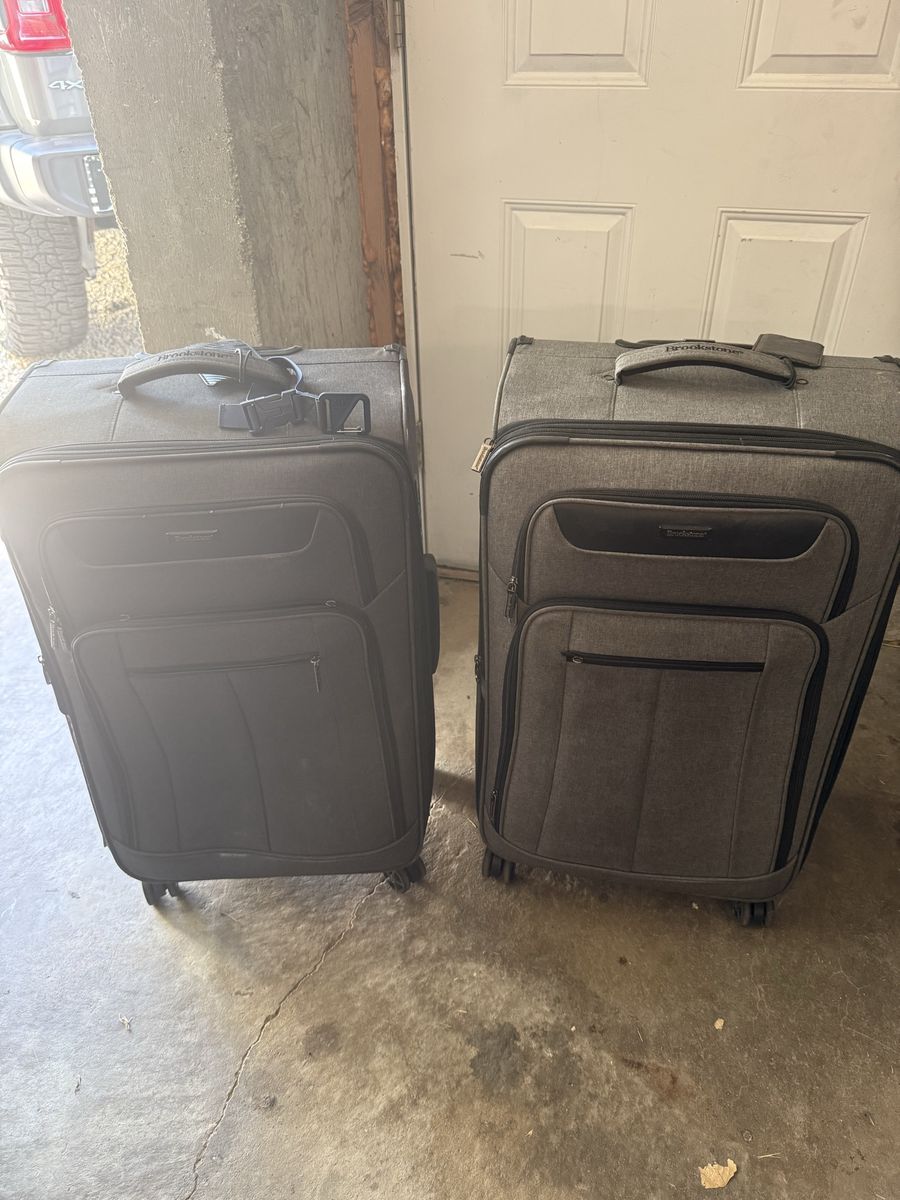 Brookstone Gray Softside Spinner Luggage Set - 2 Pieces, Multiple Pockets