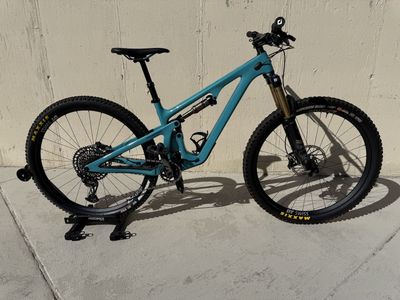 Yeti SB140 T2 X01 Eagle Mountain Bike, Size Medium