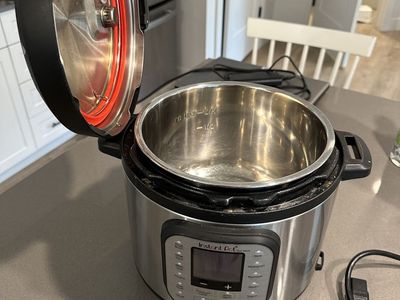 Instant Pot Duo 7-in-1 Electric Pressure Cooker - Stainless Steel, Multi-Use
