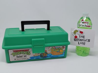 Vintage 1990 TMNT Fishin' Kit Tackle Box With Removable Tray
