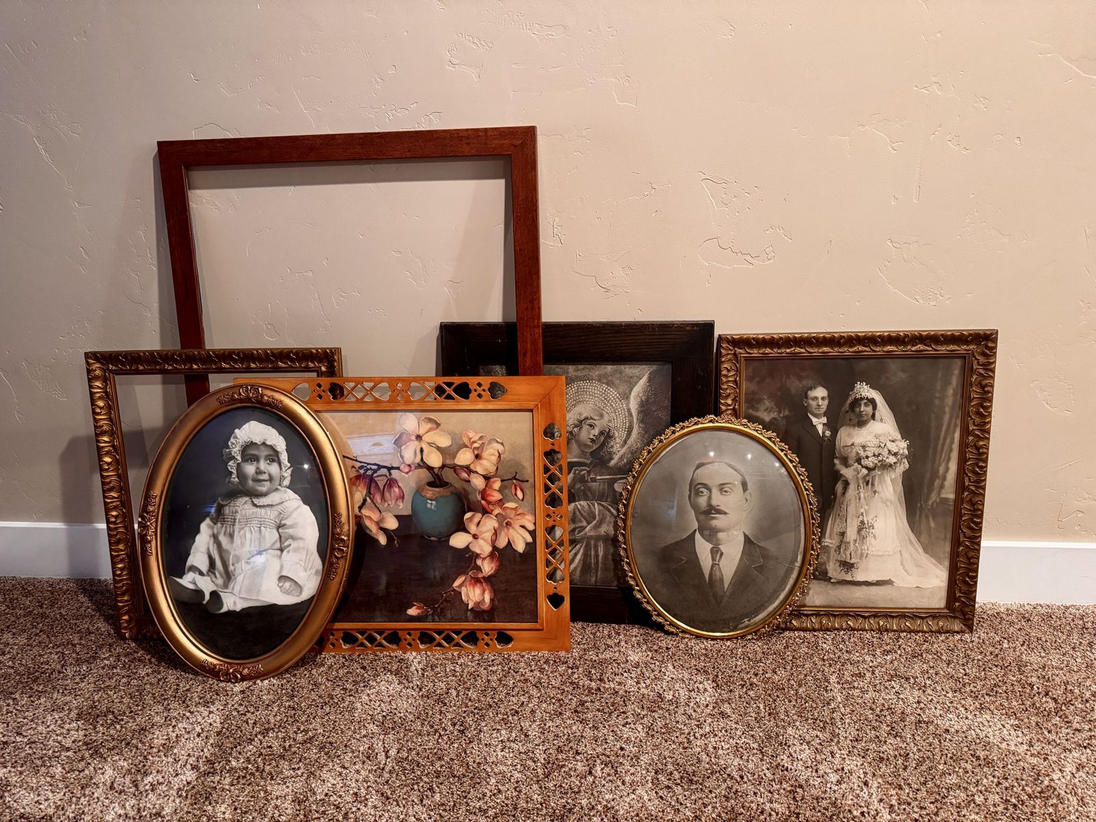 Lot of Vintage / Antique Framed Art and Frames Artwork / Victorian