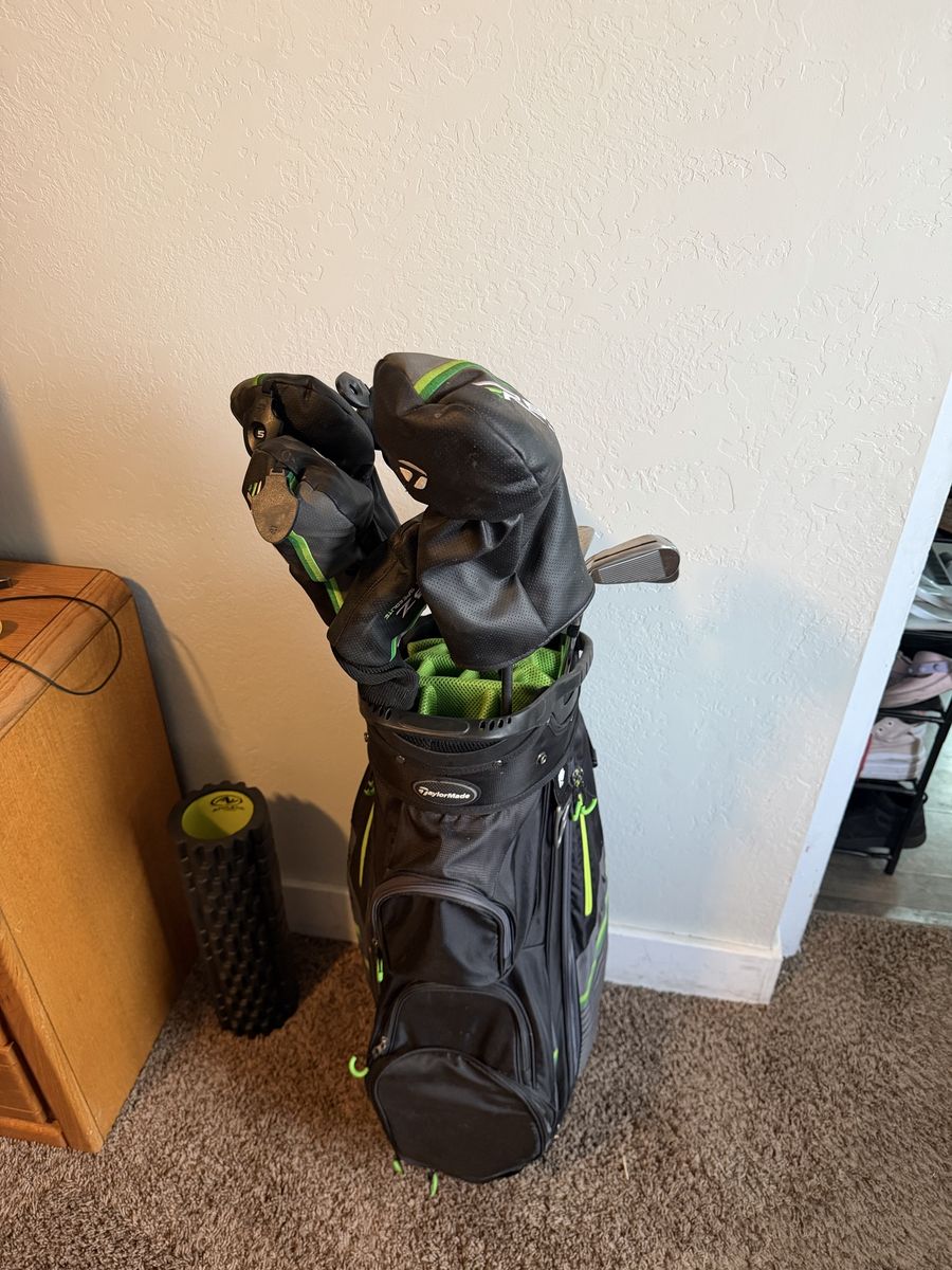 TaylorMade 13-Piece Golf Club Set with Bag - Gently Used