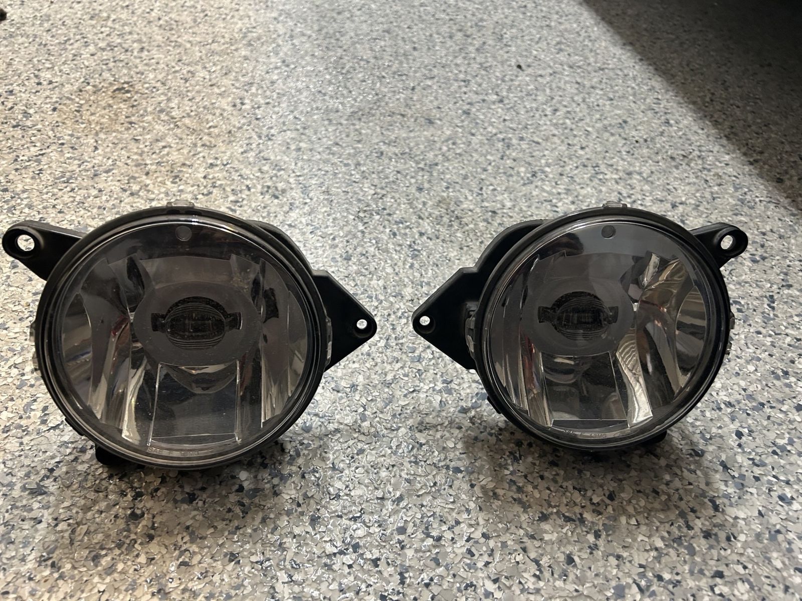 Mustang Grille Fog lamps