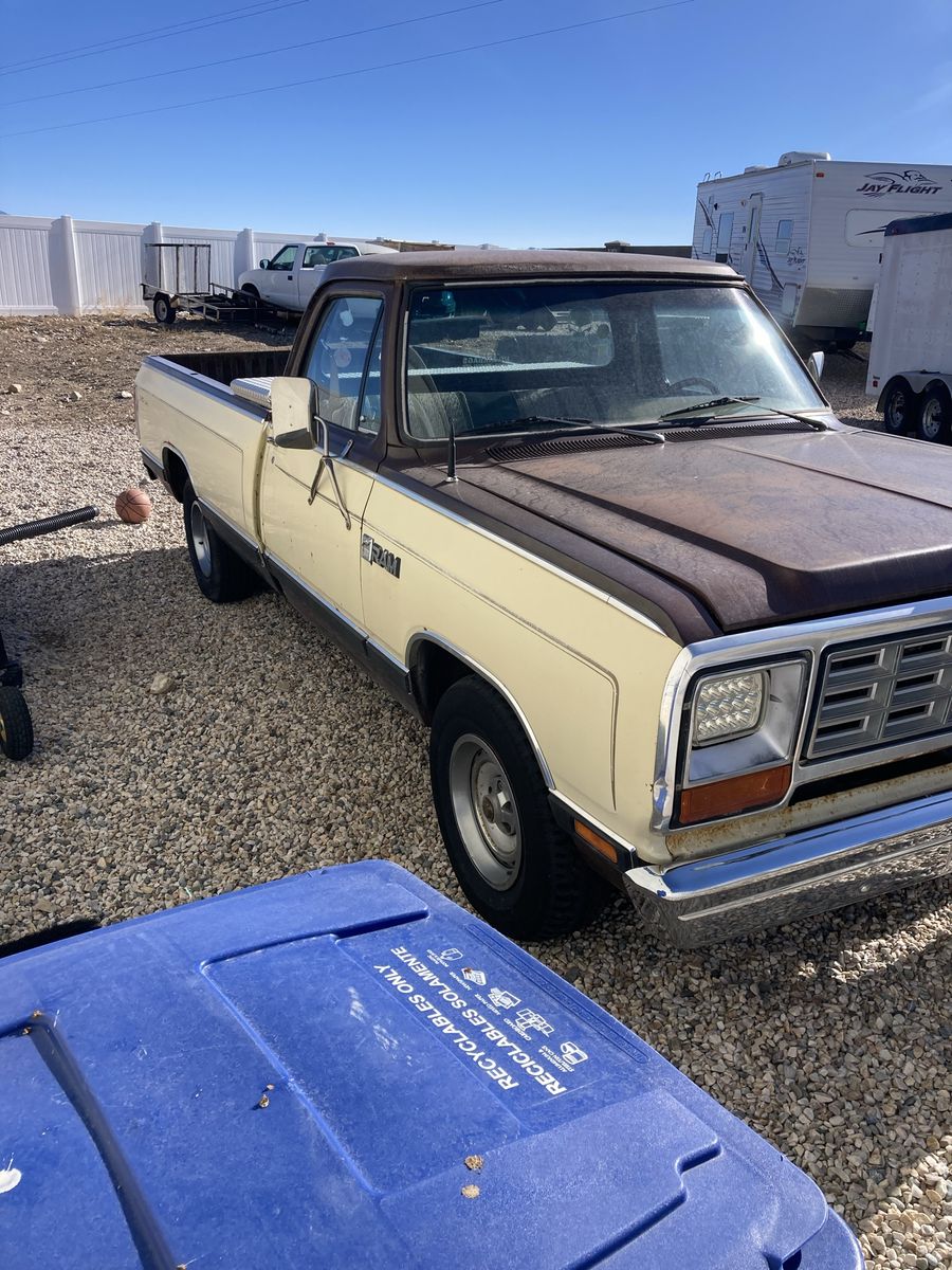 1982 Dodge RAM 150 