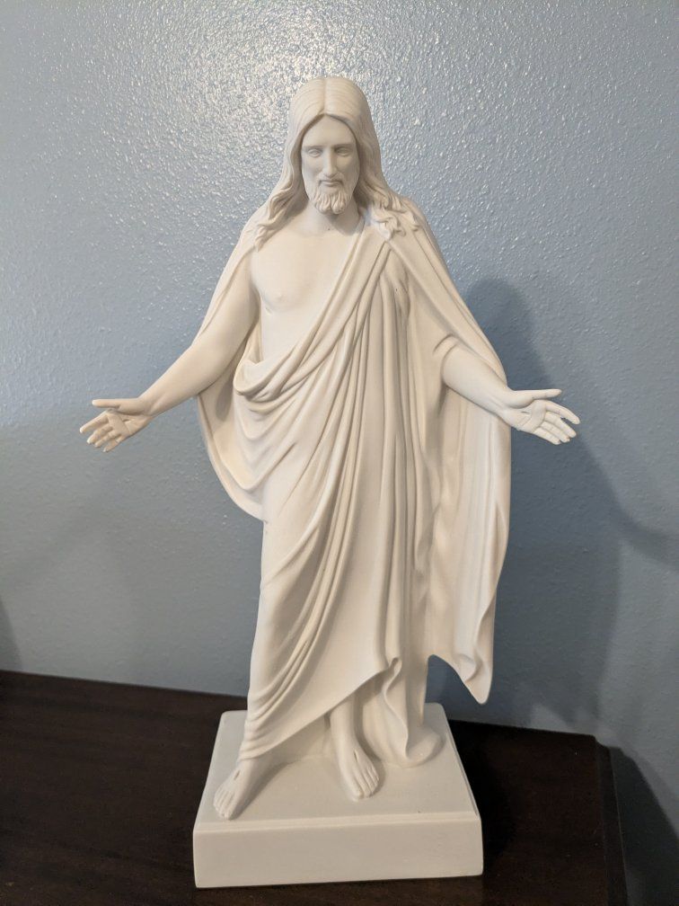 Christus Statue 19"