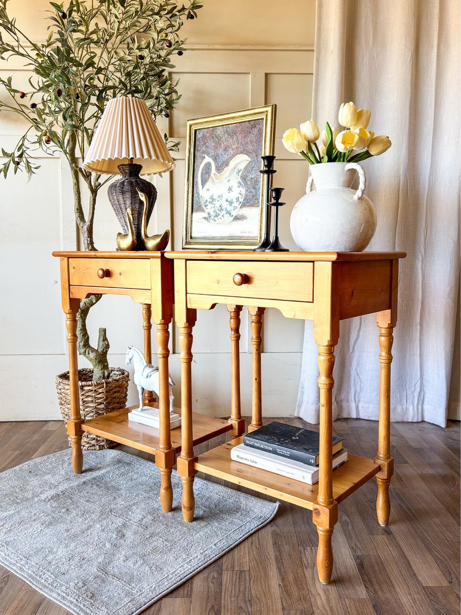 *FREE DELIVERY* Vintage Pine Nightstands