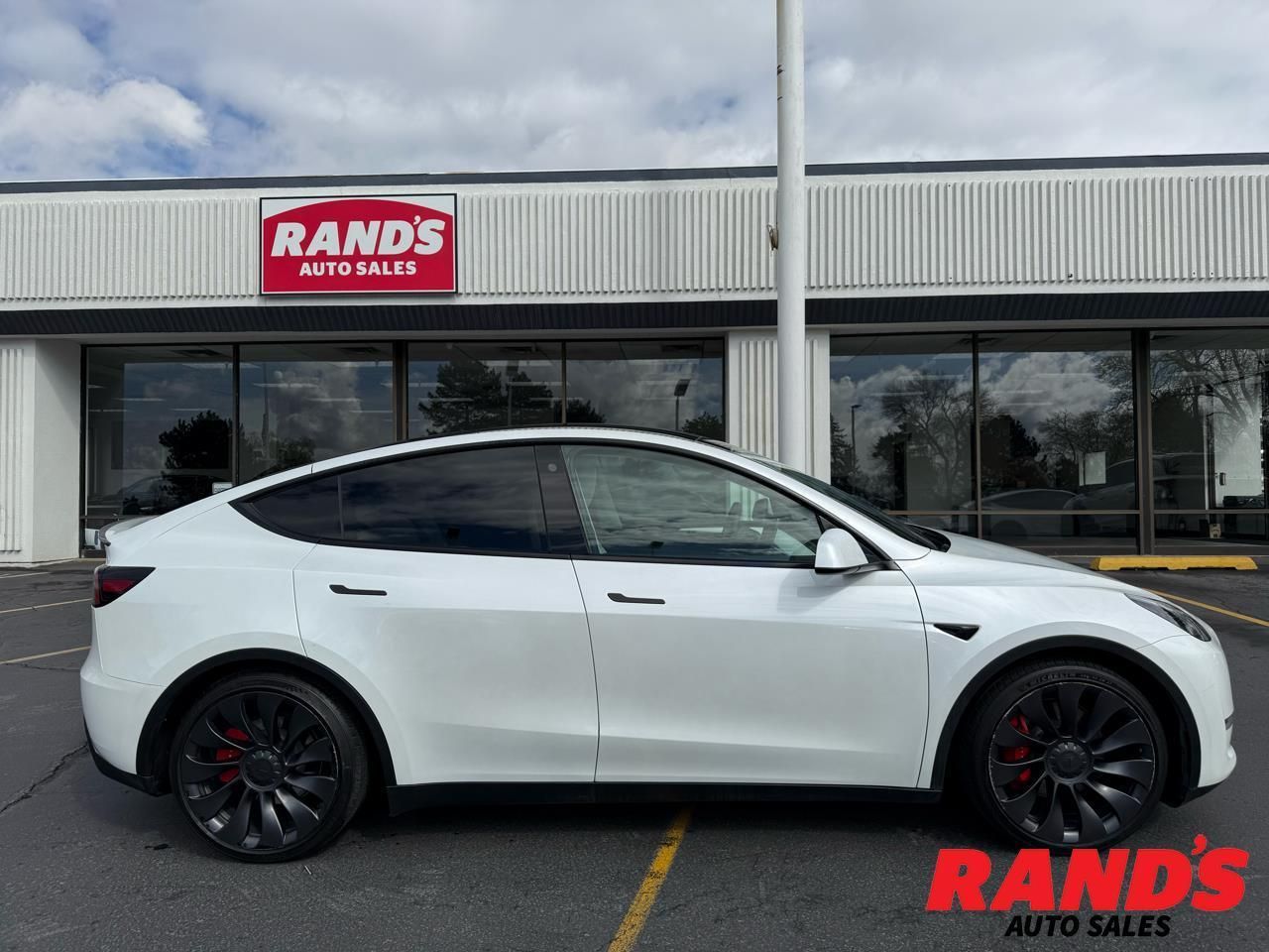 2023 Tesla Model Y Performance