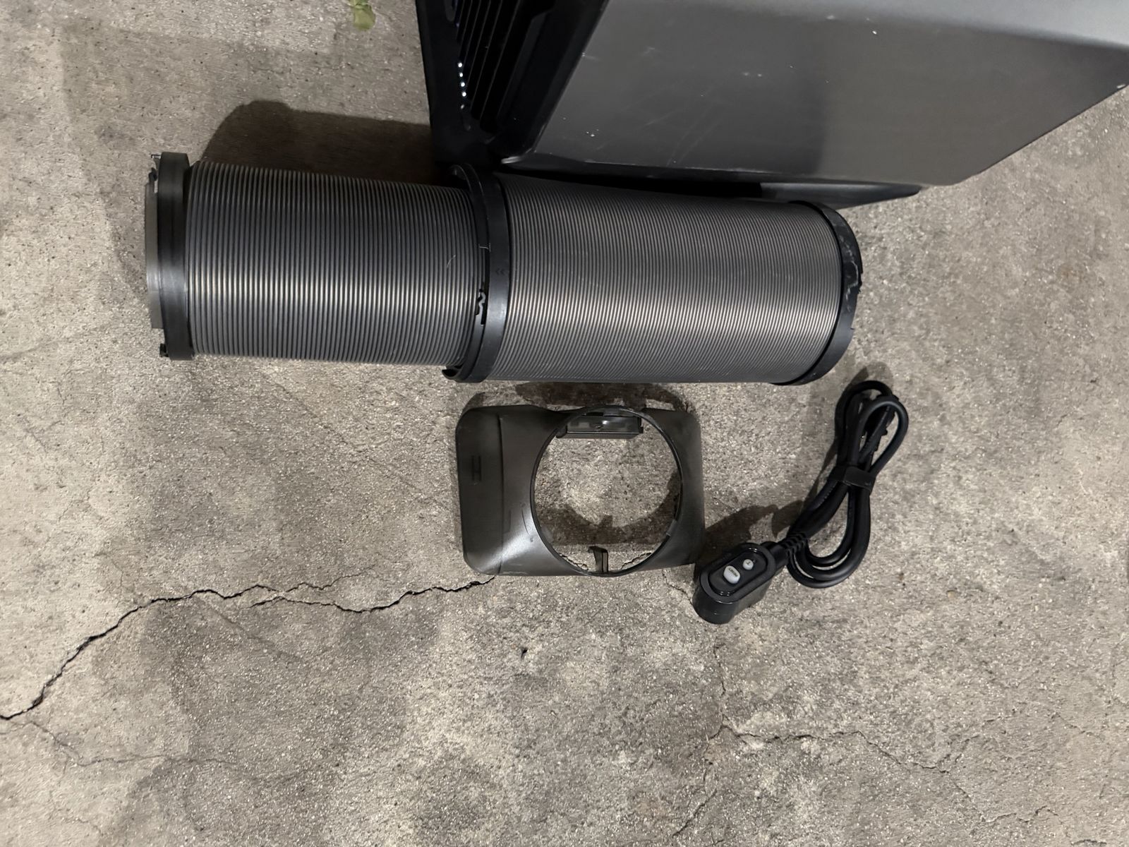 Main image 7
