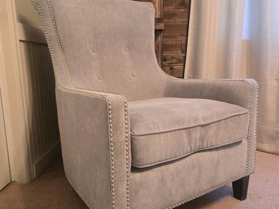 Living Room Accent Chair