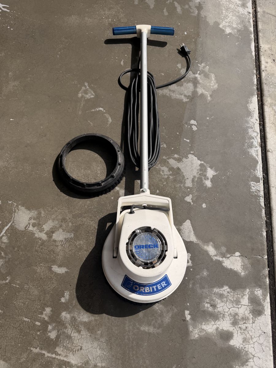 Oreck Orbiter Buffer Floor/Carpet Scrubber