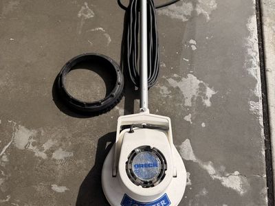 Oreck Orbiter Buffer Floor/Carpet Scrubber