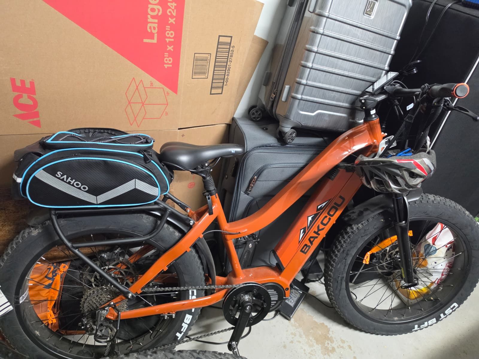 Bakcou Fat Tire Electric Bike - Mid Drive Motor - Excellent Condition