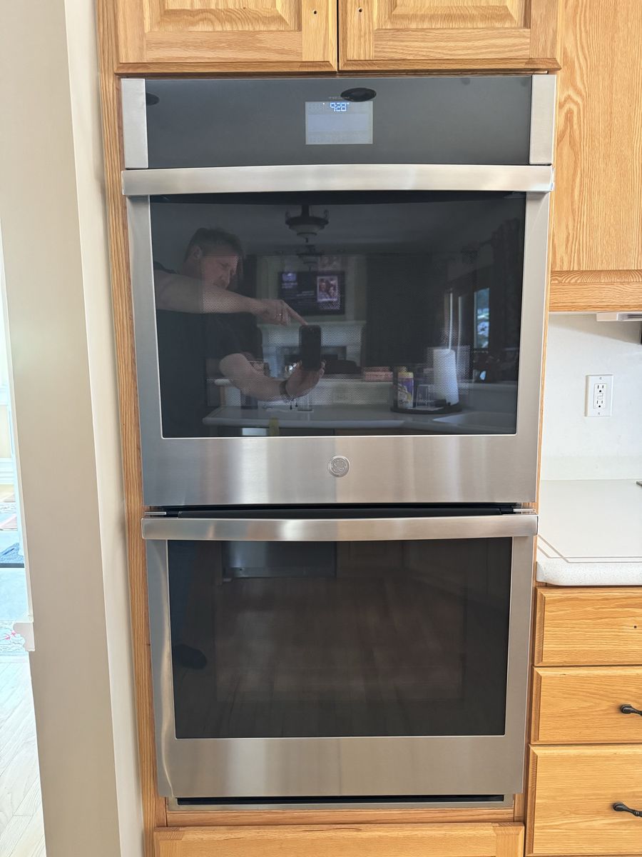 GE 27” Stainless Steel Double Wall Oven – True Convection – Excellent Condition