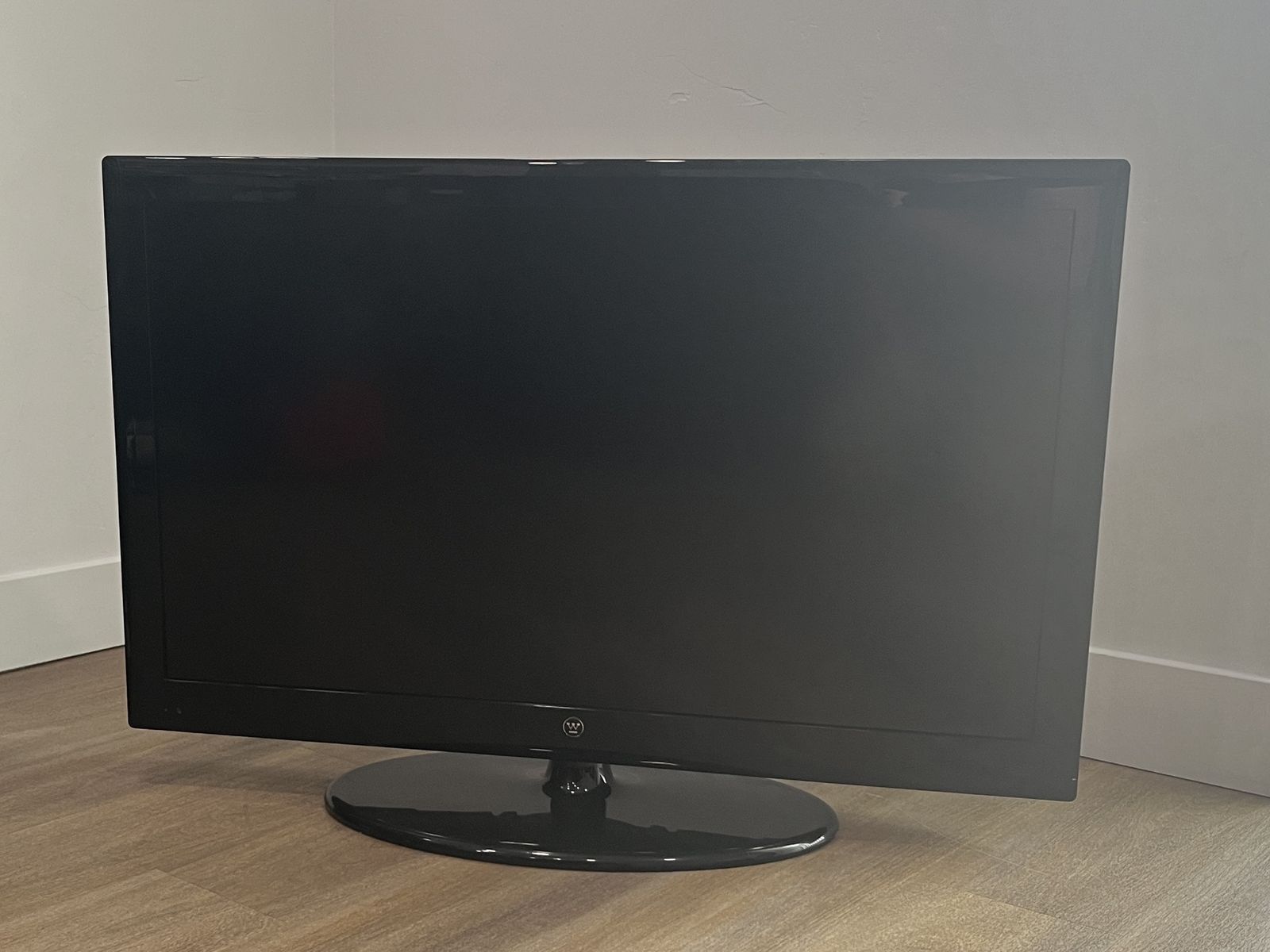 Westinghouse 40” TV