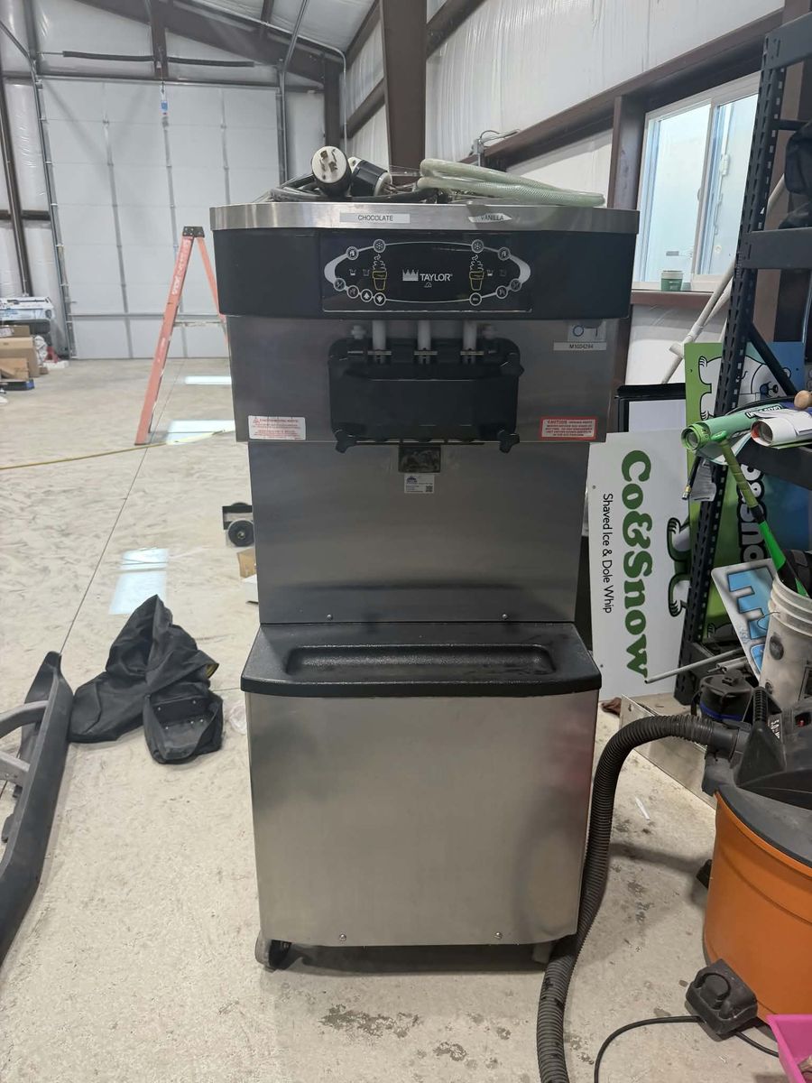 Taylor C713 3-Phase Water-Cooled Twin-Twist Soft Serve Machine