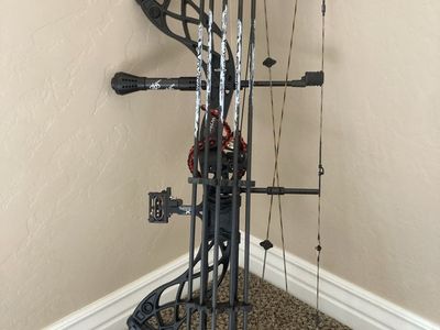 Bowtech Carbon Icon Bow