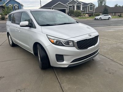 2015 Kia Sedona LX 8 passenger