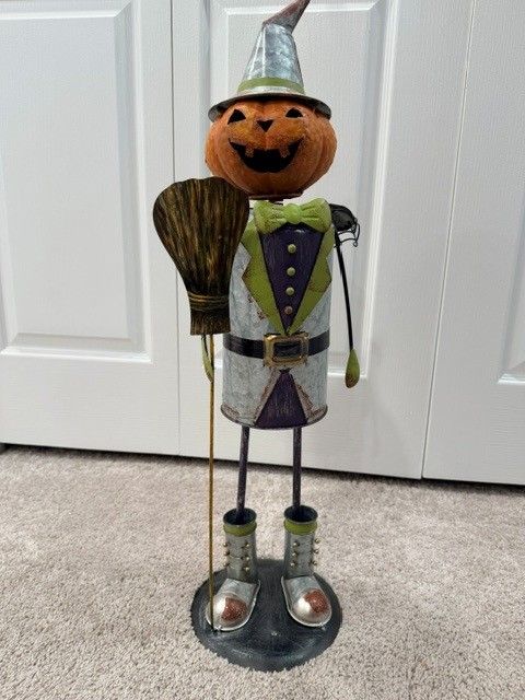 Evergreen28"H Pumpkin Man Metal Garden Statue 