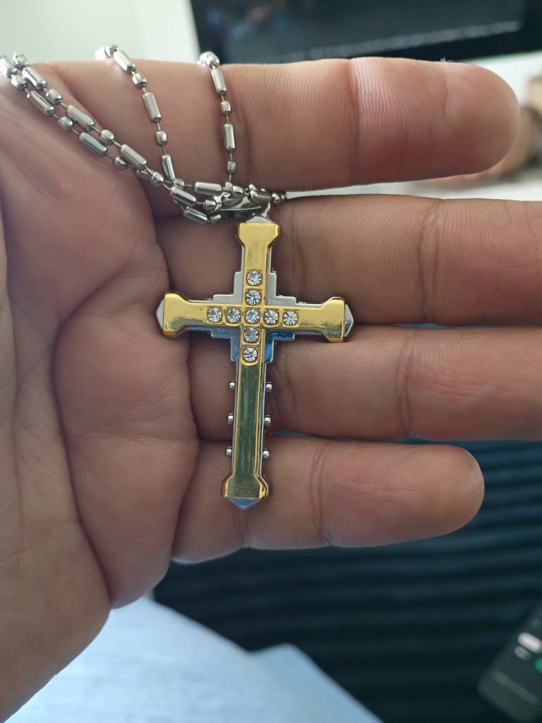 nickless cross 