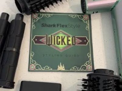 Shark FlexStyle Wicked Limited Edition Air Styling & Drying System with Attachments