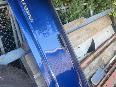 2006 Toyota tundra tailgate