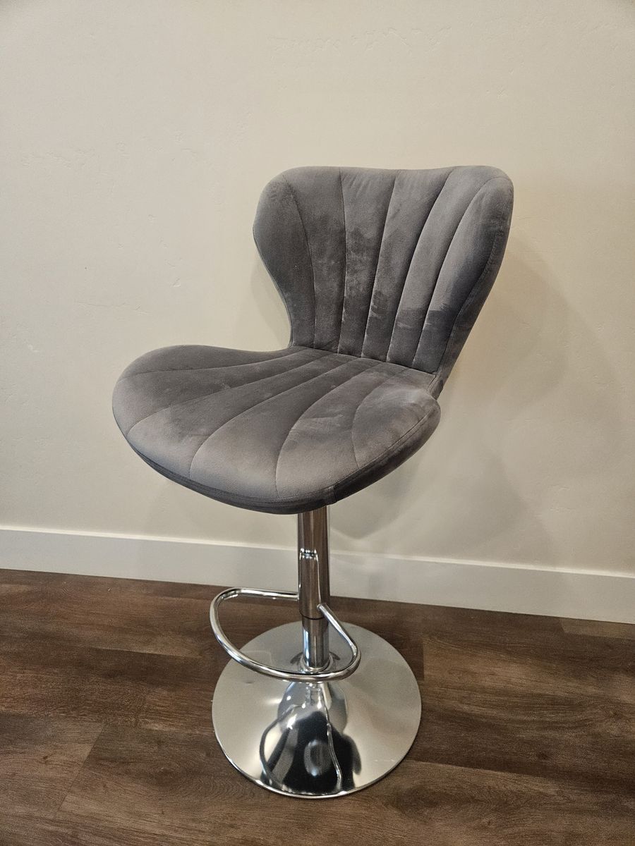 4 grey velvet and chrome adjustable bar stools