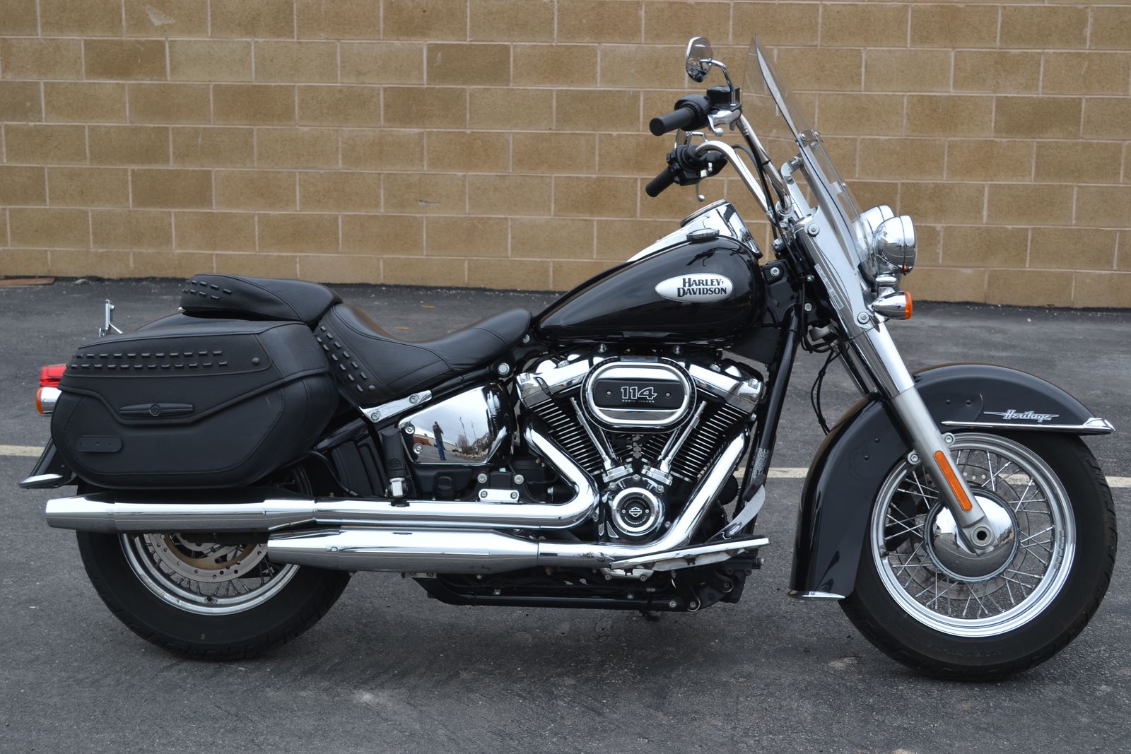2022 Harley Davidson Heritage Softail Classic 114 - WAY UNDER BOOK - Touring Cruiser