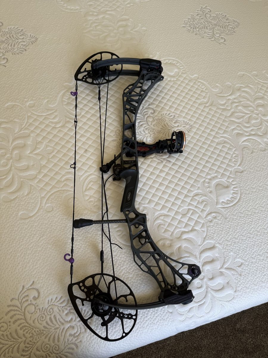 Mathews Lift RS Left-Handed Compound Bow with Custom Purple/Black Strings & QAD Ultra-Rest