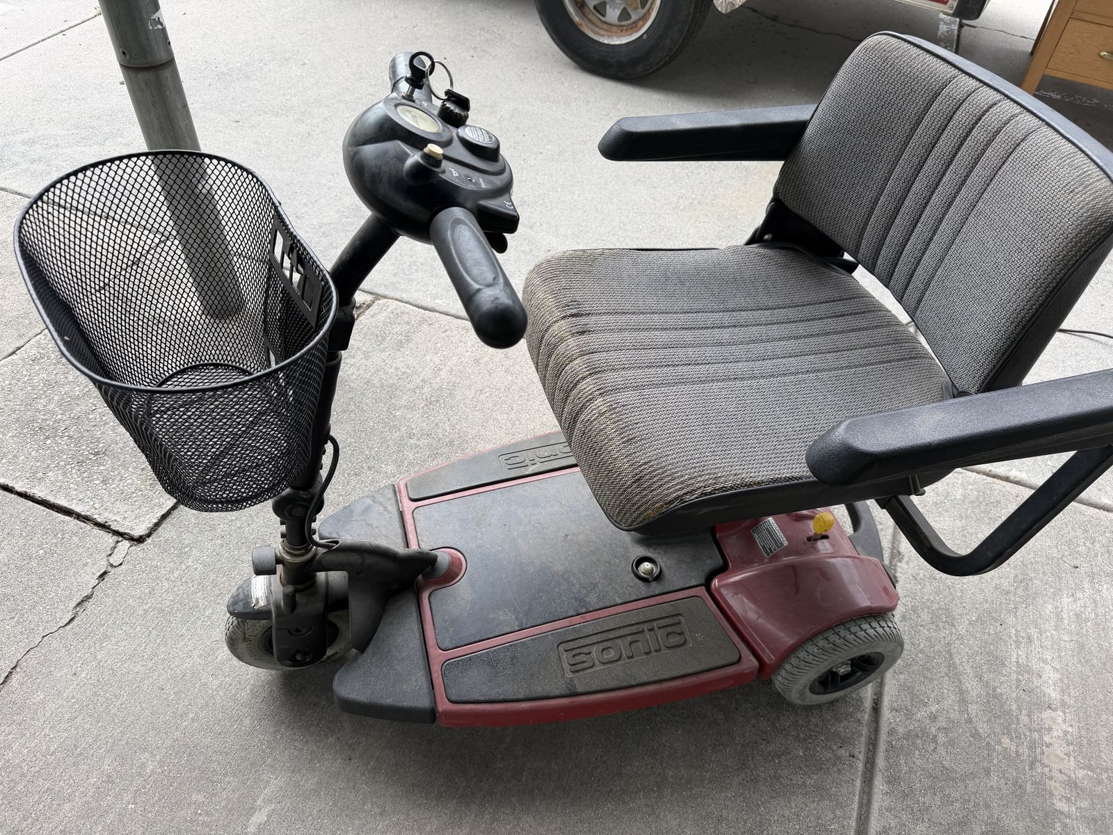 Pride Mobility Sonic 3-Wheel Electric Mobility Scooter