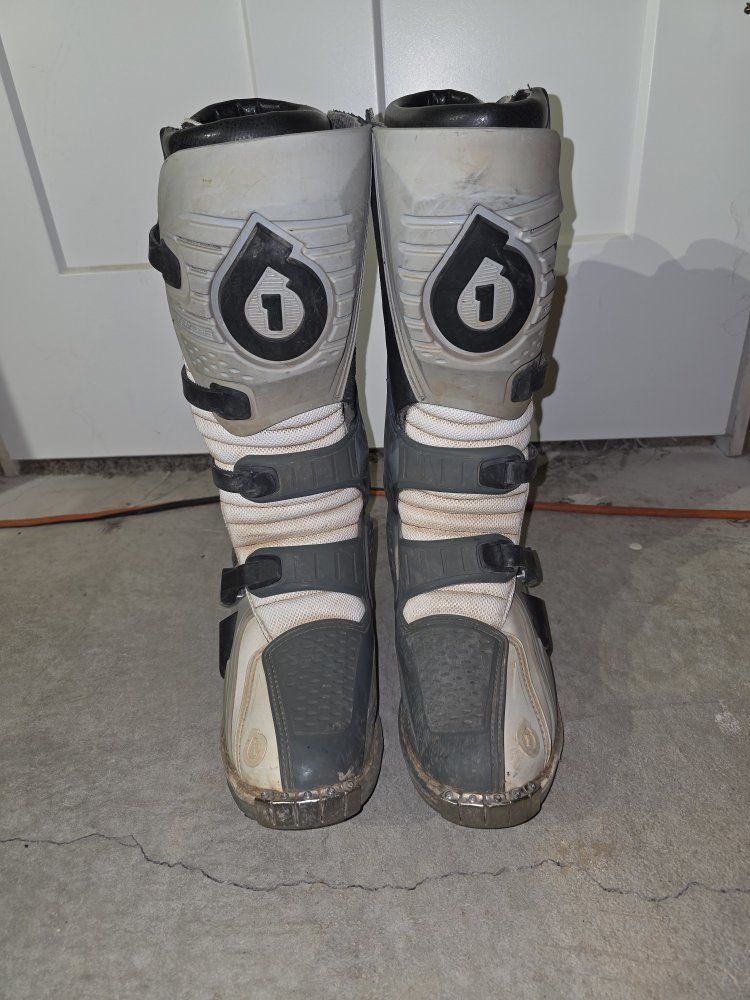 Sixsixone Hurricane Series Boots Men's US size12 EU size 46