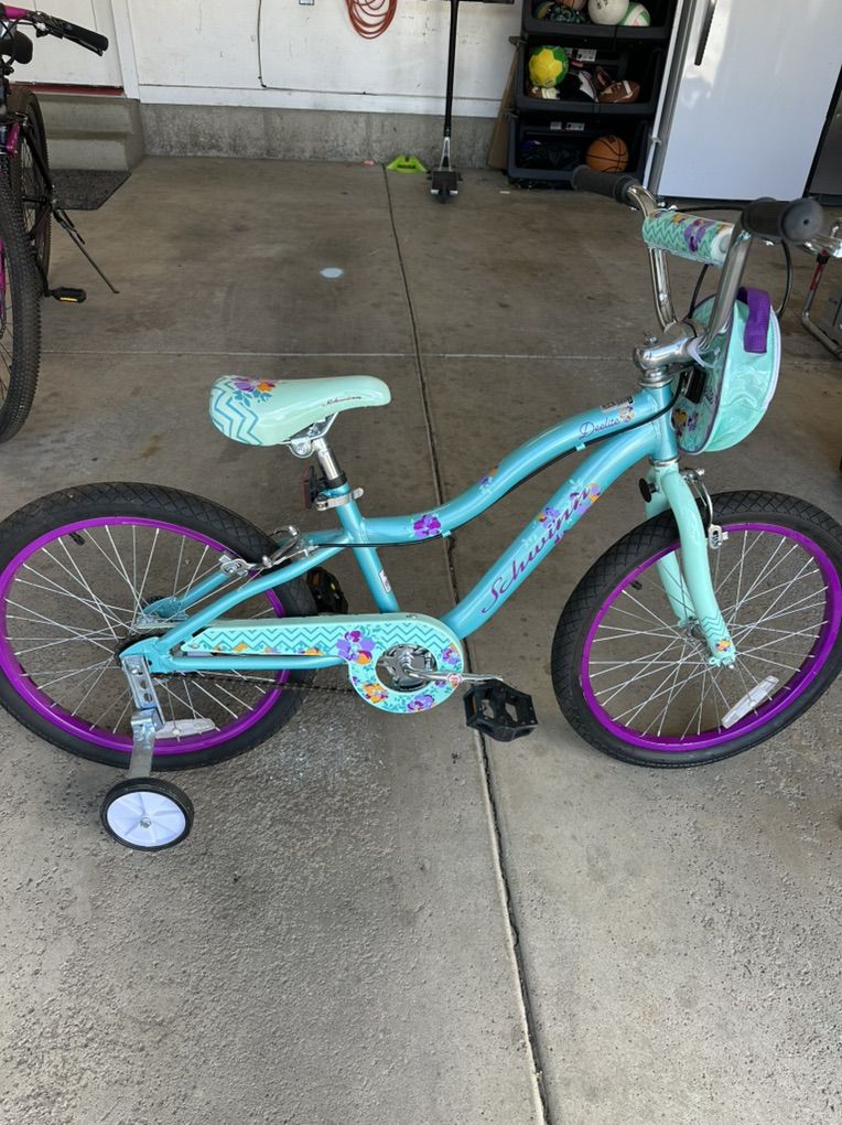 Schwinn Deelite 20 Girls Bike