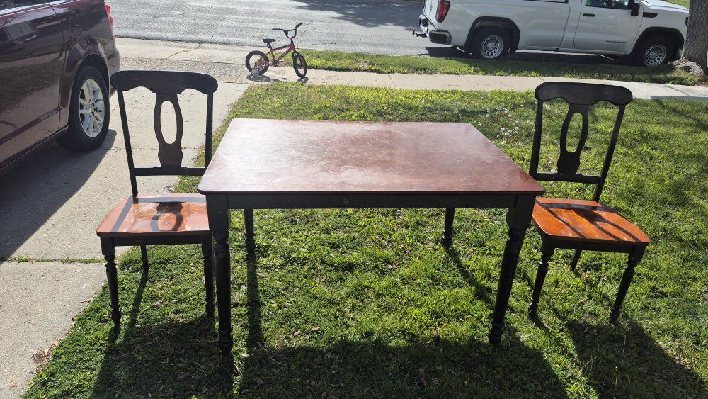 Table and 2 Chairs