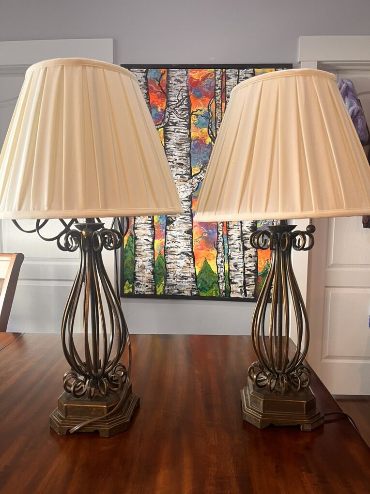 Lamp Pair