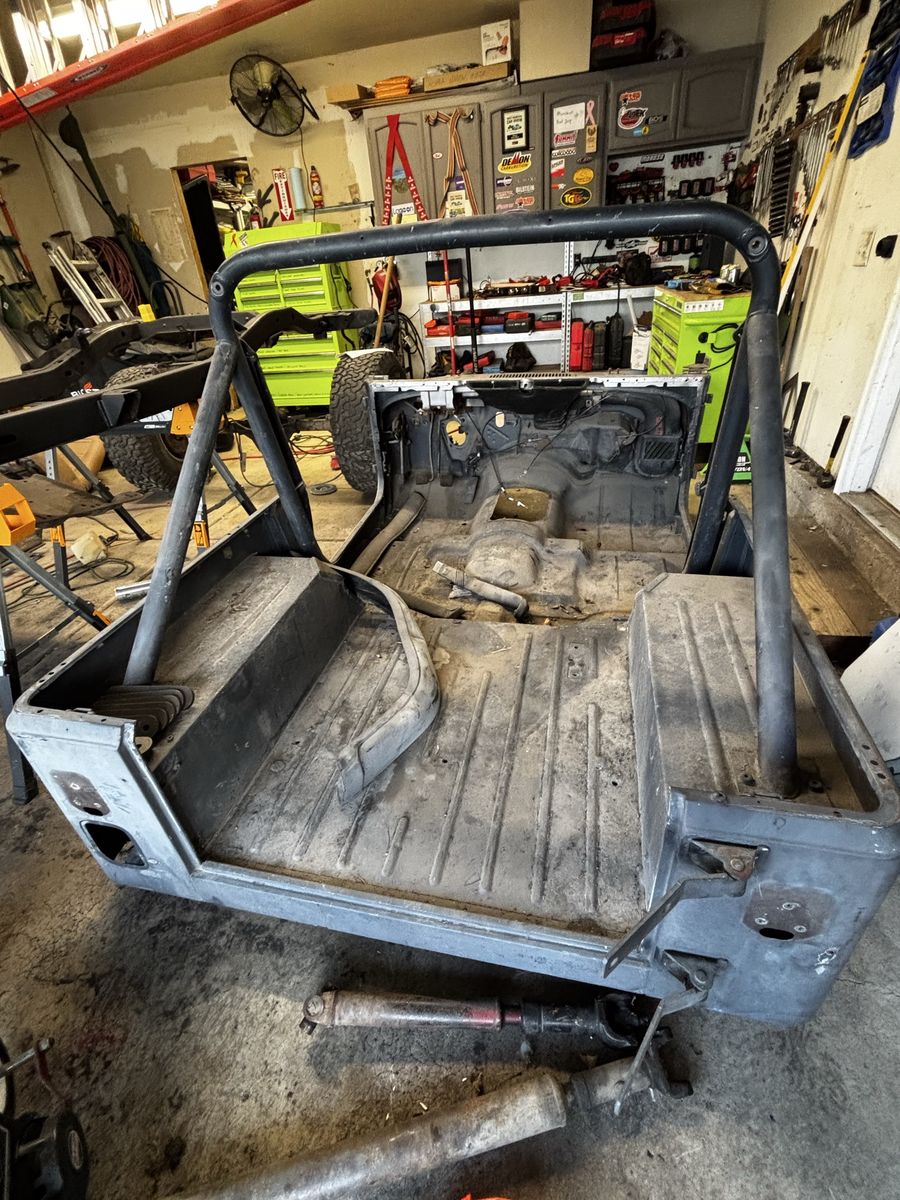 1991 Jeep Wrangler YJ Body Tub