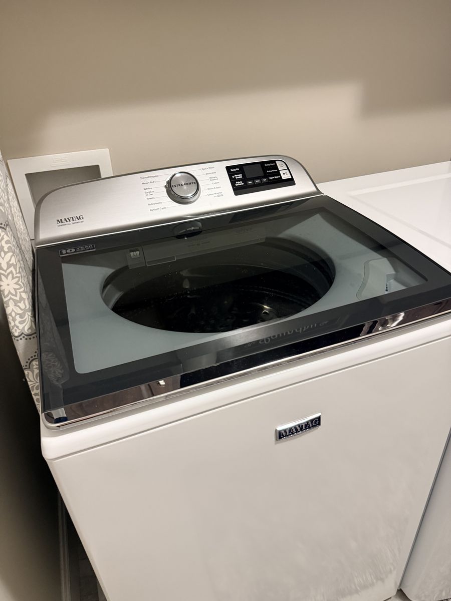 Maytag 5.2 cu ft Smart Top Load Washer Extra Power – MVW7230HW1 – Layton