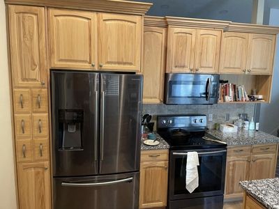 Hickory Cabinets for the Kitchen With Granite Countertops