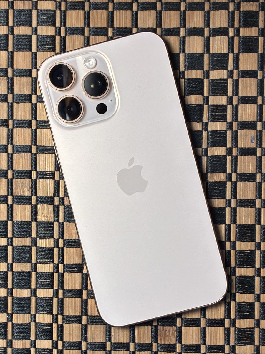 256 Gb iPhone 16 Pro Max Unlocked