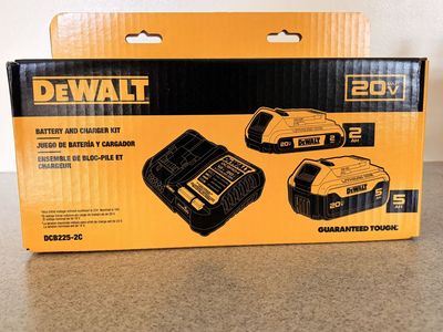 DeWalt 2 Batteries And Charger Kit