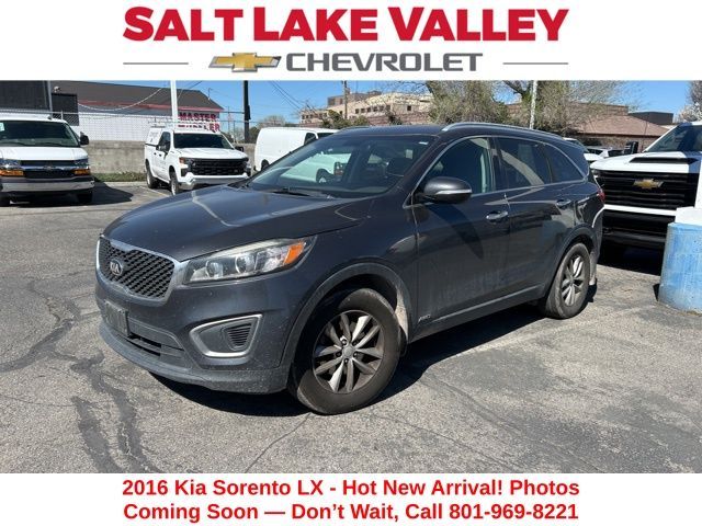 2016 KIA SORENTO LX
