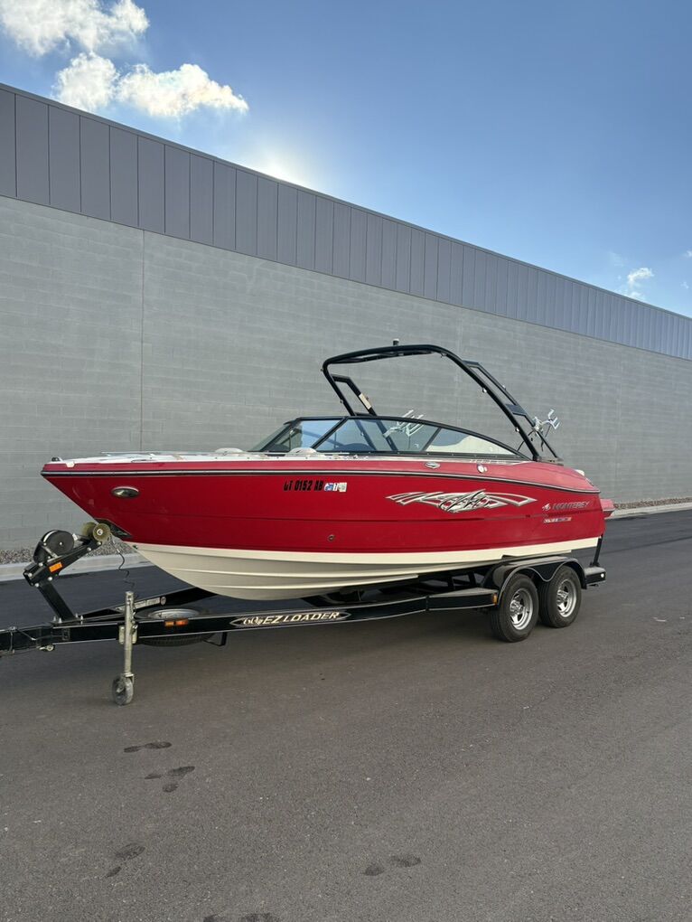 2013 Monterey 214 SS Boat