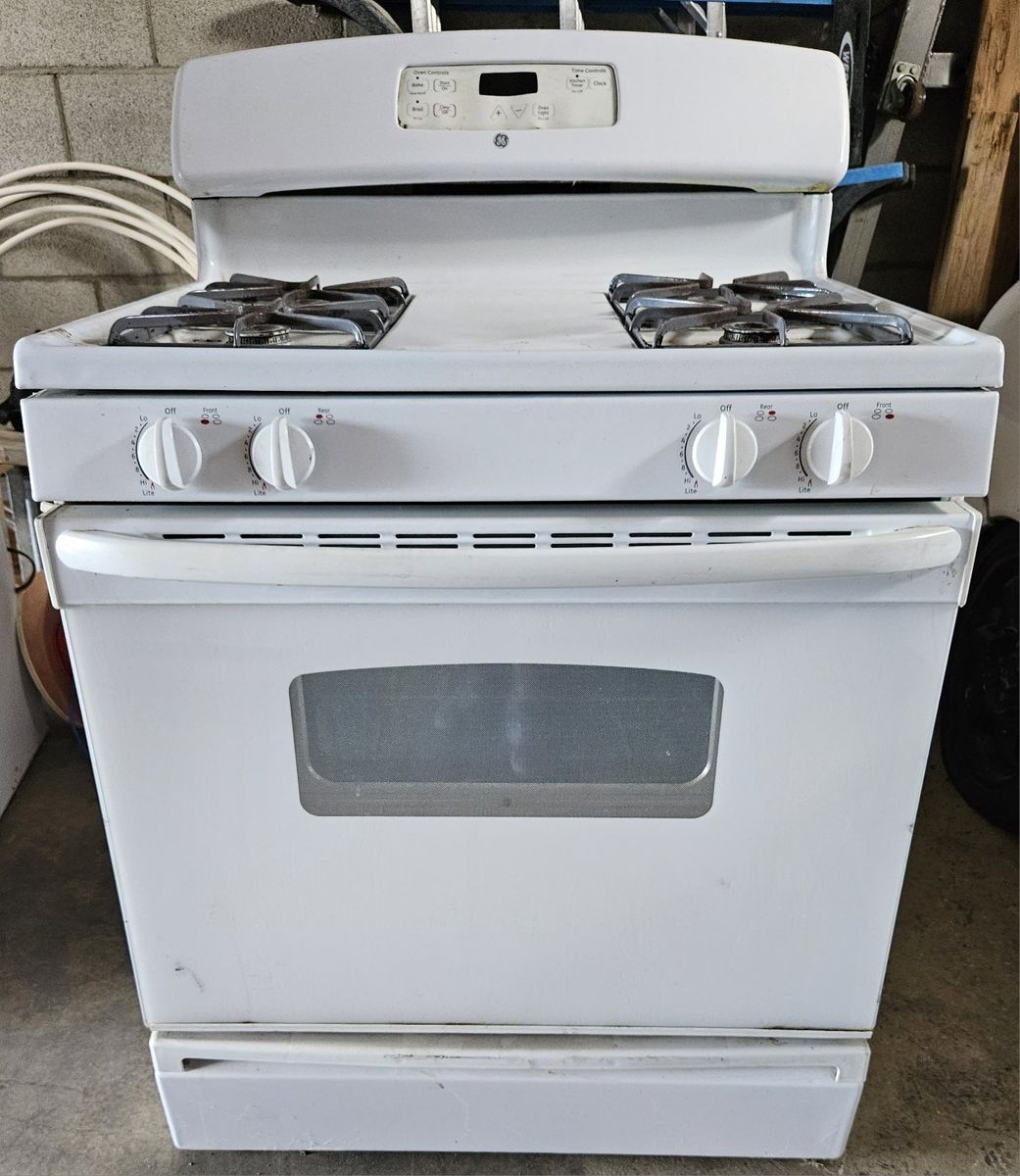 GE White Gas Range Stove Oven