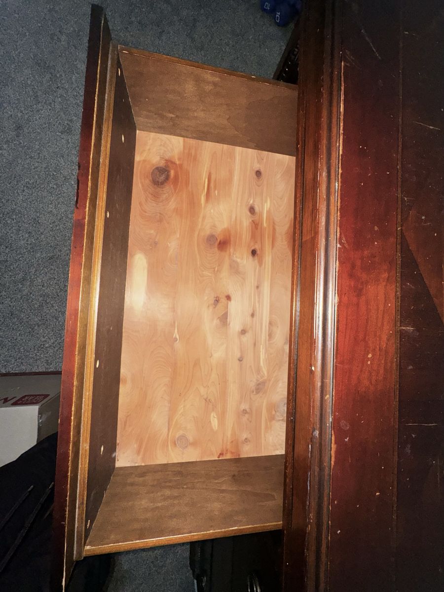 Main image 4