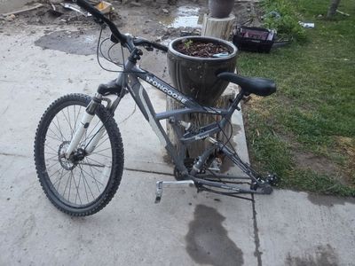 Mongoose snare bike 26 in