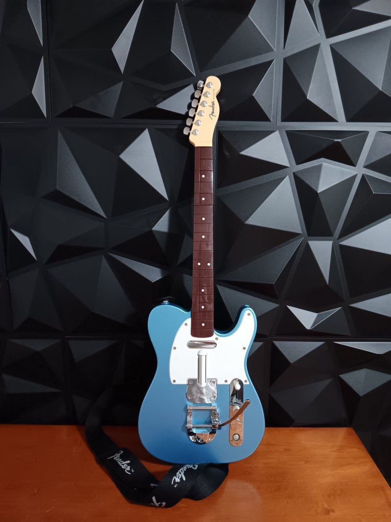 Fender Wireless Telecaster Rock Band 3 Electric Guitar Blue Solid Xbox 360