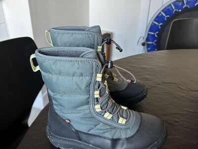 Bogs Snow Boots: Kids (Youth) Size 2