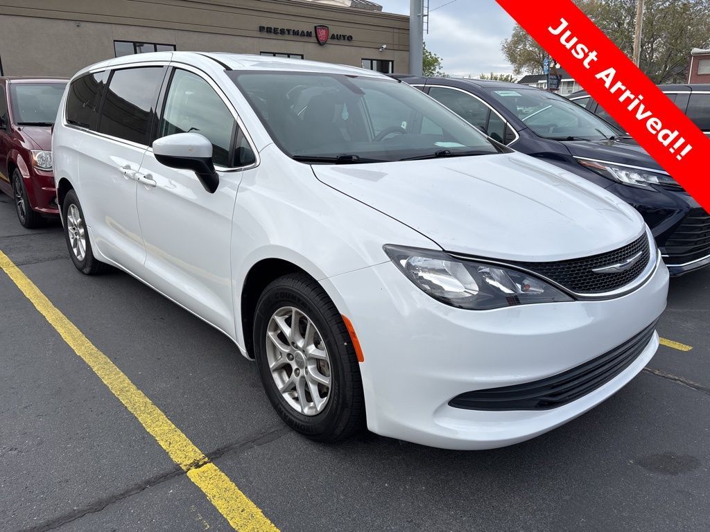 2017 Chrysler Pacifica Touring