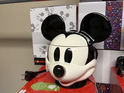 Mickey and Minnie Mouse Scentsy warmers