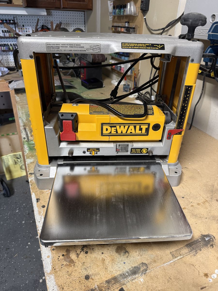 DeWalt 12.5” planer (dw734)
