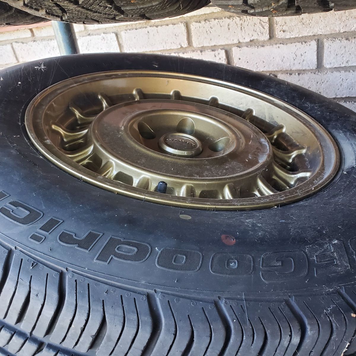Nomad 15" wheels